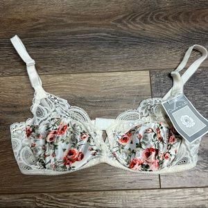 💔sold 💔Vintage floral and lace Oscar de la Renta Bra 34B with tags